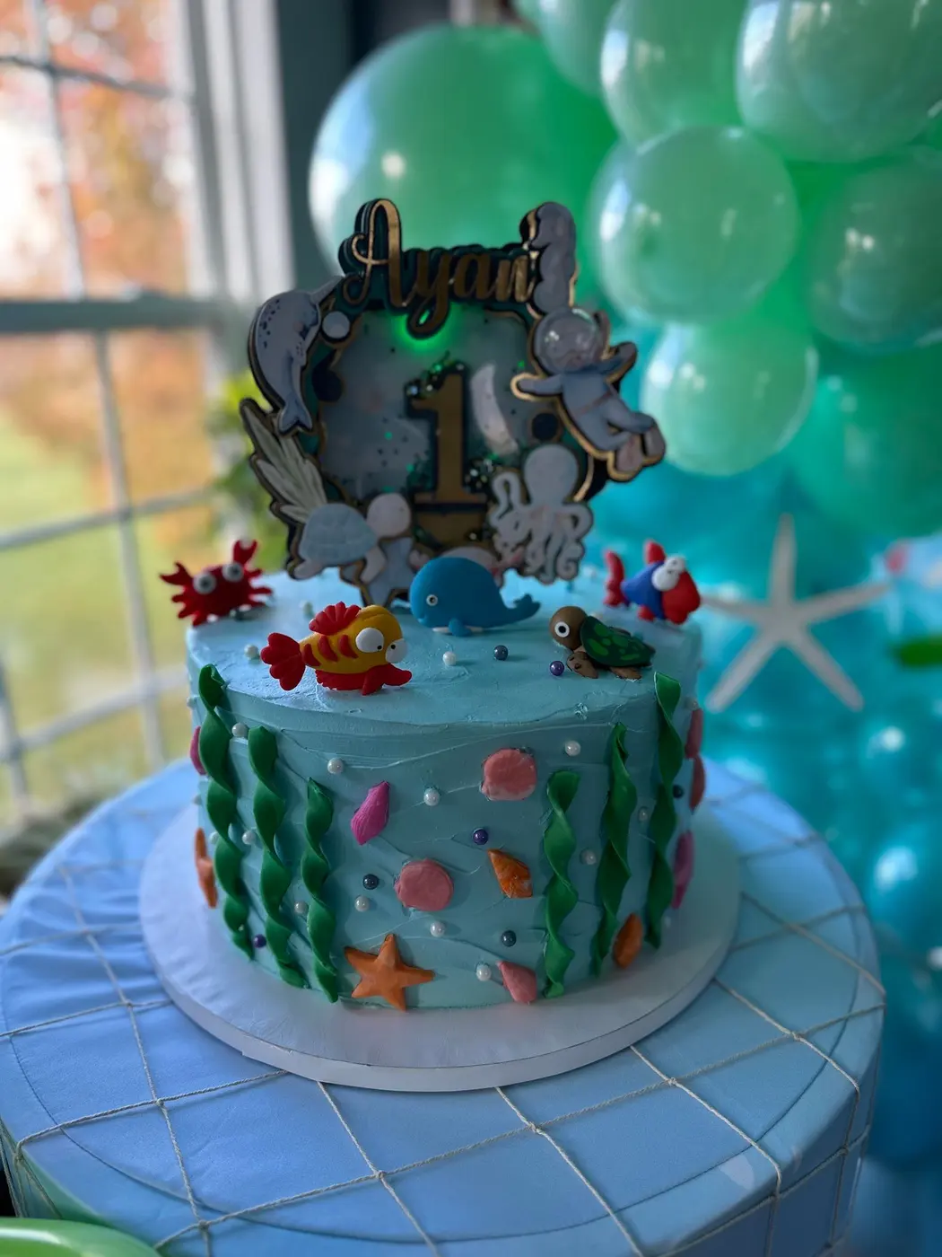 Centerpieces & table pieces by Balloon Events by Gigi, Rochester NY